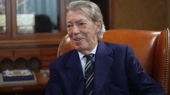 自宣退役, 维亚 自宣退役, 维亚